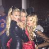 Victoria Silvstedt : une Catwoman sexy pour Halloween 2014