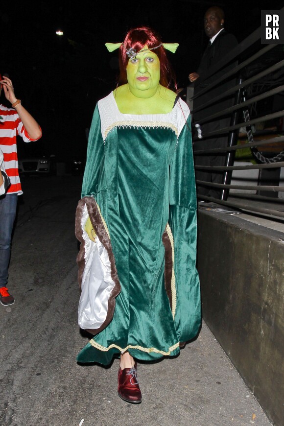 Colton Haynes : déguisement bluffant en Fiona de Shrek pour Halloween 2014