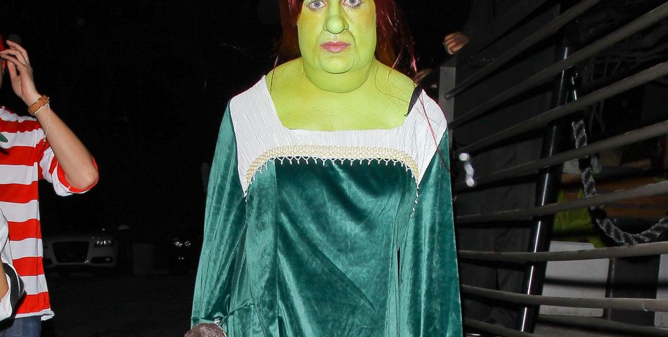 Colton Haynes : déguisement bluffant en Fiona de Shrek pour Halloween