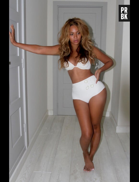 Beyoncé : tenue sexy et moulante sur son site pour démentir les rumeurs de grossesse