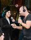 Cauet et Demi Lovato à Paris devant les studios de NRJ le 21 novembre 2014