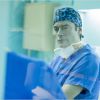 Interventions : Anthony Delon en médecin pour TF1