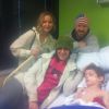 Jennifer Lawrence auprès d'un enfant malade à l'hôpital Kosair, le 24 décembre 2014