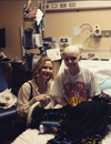 Jennifer Lawrence : l'actrice au chevet d'un enfant malade, à l'hôpital Kosair de Louisville, le 24 décembre 2014