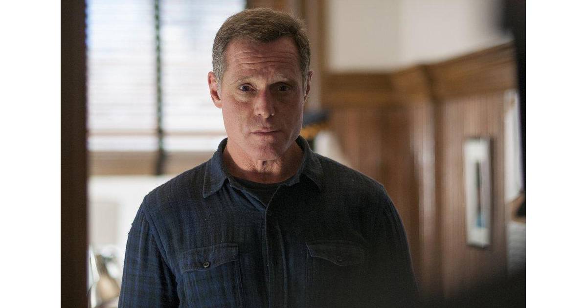 Chicago Police Department saison 1 : Jason Beghe est Hank Voight