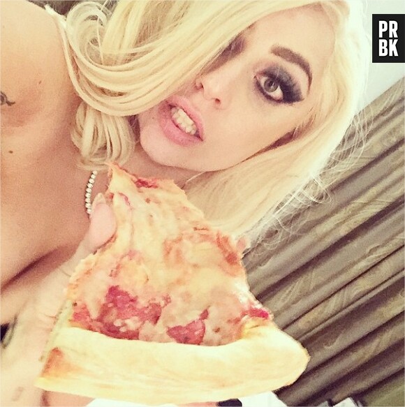 Lady Gaga blonde lors de la Bachelorette party d'une amie, le 25 janvier 2015