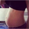 Stéphanie Clerbois enceinte : son ventre rond sur Instagram