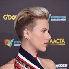 Scarlett Johansson se rase le crâne : une coupe de cheveux à la Miley Cyrus