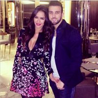 Leila Ben Khalifa sexy et décolletée pour une soirée avec Aymeric Bonnery