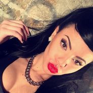 Niia hall single