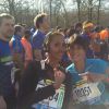 Karine Le Marchand et Estelle Denis, adeptes de running, ici en photo lors du semi-marathon de Paris 2015