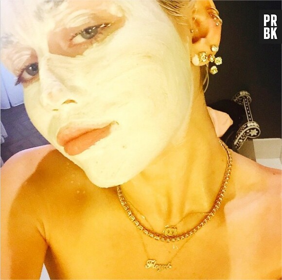 Miley Cyrus : son selfie masque de beauté sur Instagram