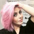  Julianne Hough a aussi craqué pour la coloration rose 