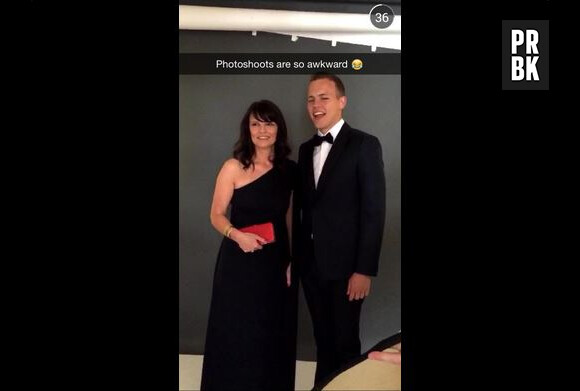 Jérôme Jarre et sa mère en mode photoshoot avant l'ouverture de Cannes 2015