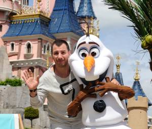 Michael Youn au lancement de la Fete Givree à Disneyland Paris, le 30 mai 2015