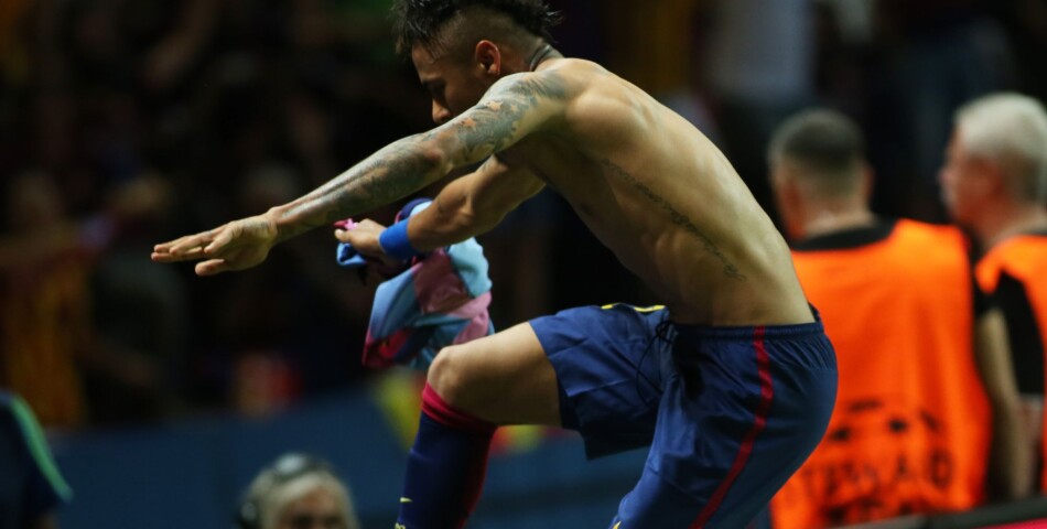 Neymar torse nu après son but en finale de Ligue des champions le 6 juin 2015