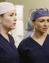  Grey's Anatomy saison 11 : Jessica Capshaw (Arizona) et Caterina Scorsone (Amelia) sur une photot 