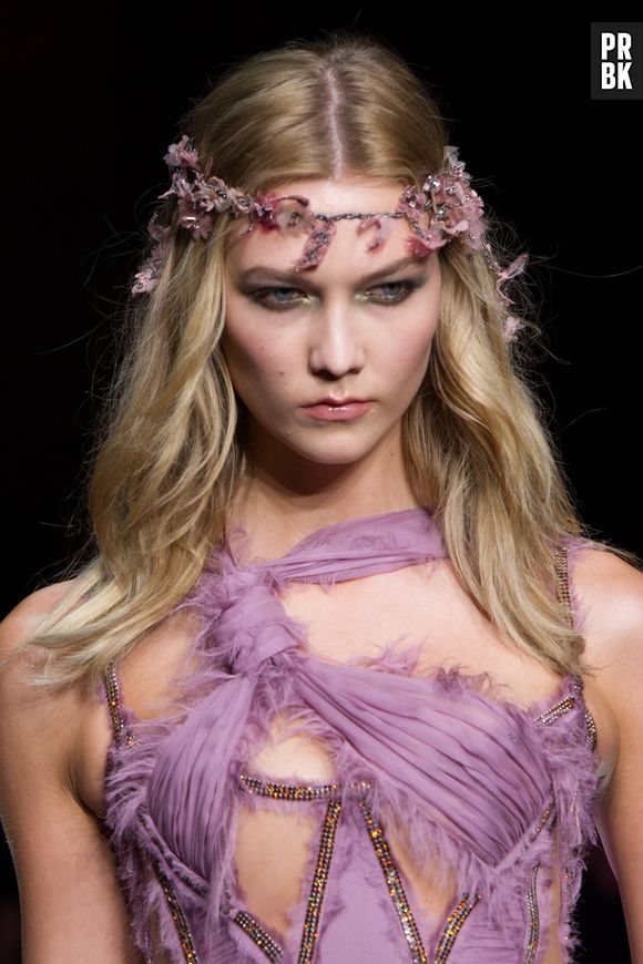 Karlie Kloss au défilé haute-couture Atelier Versace à Paris, 5 juillet 2015