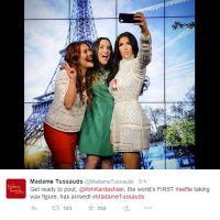 Kim Kardashian : tout le monde peut désormais prendre un selfie avec la bimbo !