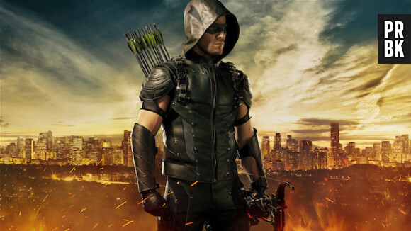 Arrow saison 4 : Oliver Queen dévoile son tout nouveau costume