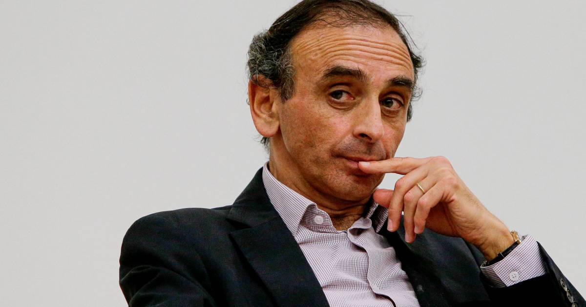 À moins d'un an d'une présidentielle dans laquelle il semble de plus en plus impliqué, l'éditorialiste vedette de la chaîne cnews s'est déclaré « perturbé » ce lundi dans l'émission face à l'info, car lâché par son éditeur historique albin michel chez qui il a publié. Eric Zemmour bientôt star d'un livre écrit par Daniel ...