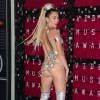 Miley Cyrus nue aux MTV VMA 2015
