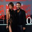 Chrissy Teigen et John Legend aux MTV VMA 2015 