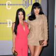  Kourtney Kardashian et Kylie Jenner aux MTV VMA 2015 