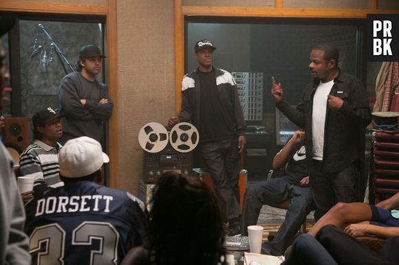 NWA Straight Outta Compton, le film produit par Ice Cube avec Corey Hawkins, F. Gary Gray, Jason Mitchell, O'Shea Jackson Jr. au cinéma le 16 septembre 2015 en France