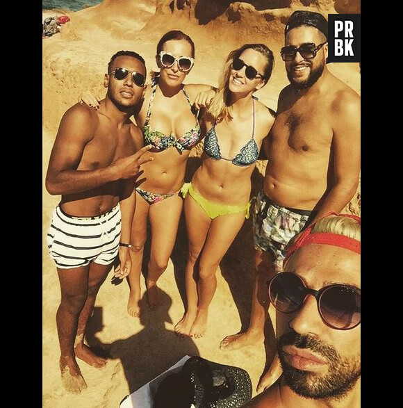 Gaëlle Petit (Les Ch'tis VS Les Marseillais) en vacances à Ibiza avec des amis