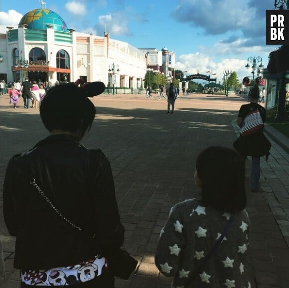 Alizée : séjour à Disneyland Paris avec sa famille
