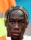 Bakary Sagna accro pendant longtemps aux tresses blondes