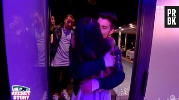 Secret Story 9 : Alia dit au revoir à Ali après l'annonce de son élimination, lors du prime du 3 octobre 2015, sur TF1