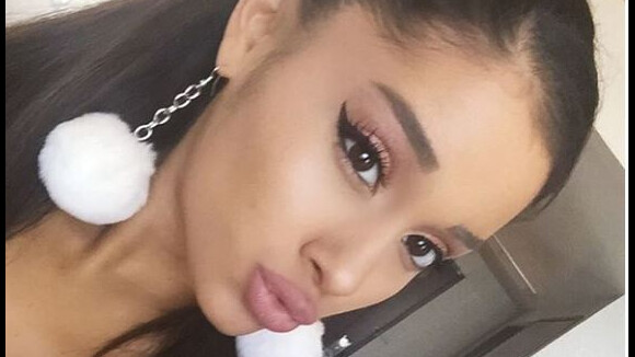 Ariana Grande embrasse une fille : la vidéo dévoilée "par erreur" sur Instagram