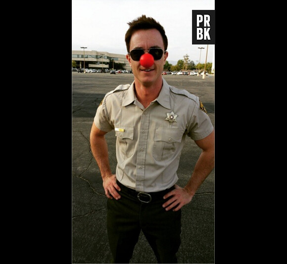 Teen Wolf saison 5 : Ryan Kelley (Parrish) se prend pour un clown sur Instagram
