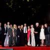 Jennifer Lawrence et le reste du cast lors de l'avant-première d'Hunger Games : la révolte, partie 2, à Londres, le 5 novembre 2015