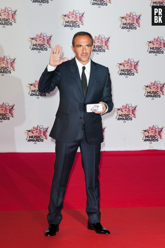 Nikos Aliagas sur le tapis rouge des NRJ Music Awards 2015, le 7 novembre 2015, à Cannes