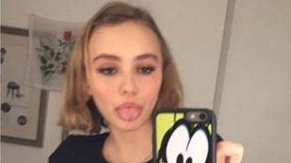 Lily Rose Depp : son hommage après les attentats de Paris choque, elle réagit