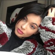Kylie Jenner accusée de négliger ses chiens : elle se défend sur son site web