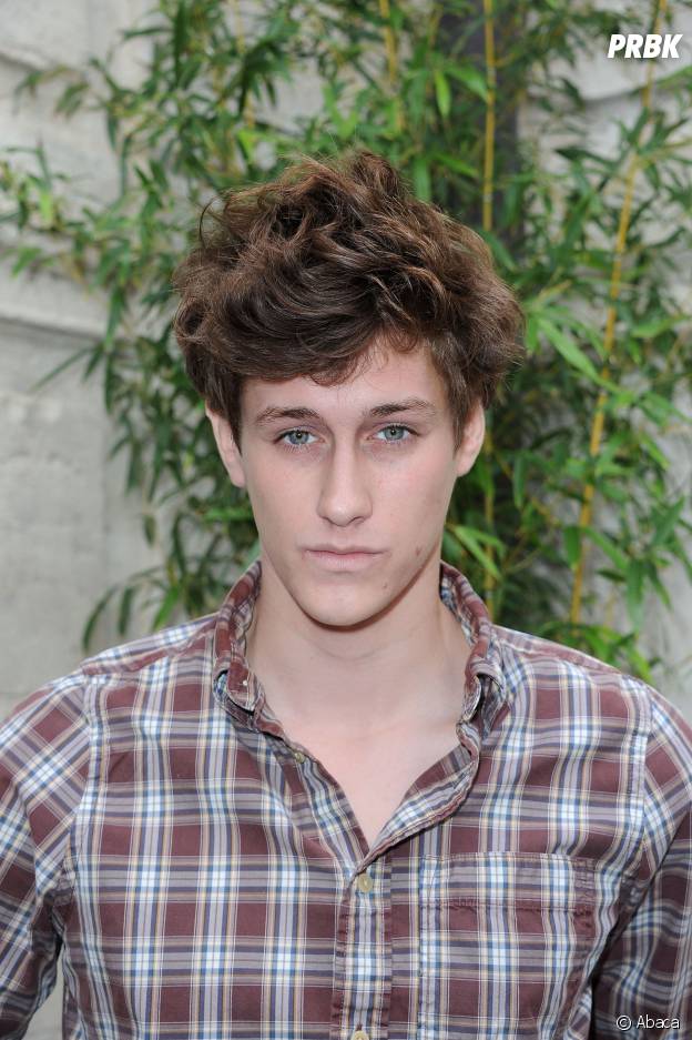 Jean Baptiste Maunier Des Choristes A Mes Chers Disparus Il A Bien Grandi La Preuve En Photos Purebreak Decouvrez sa biographie, le detail de ses 16 ans de carriere et toute son actualite. choristes a mes chers disparus