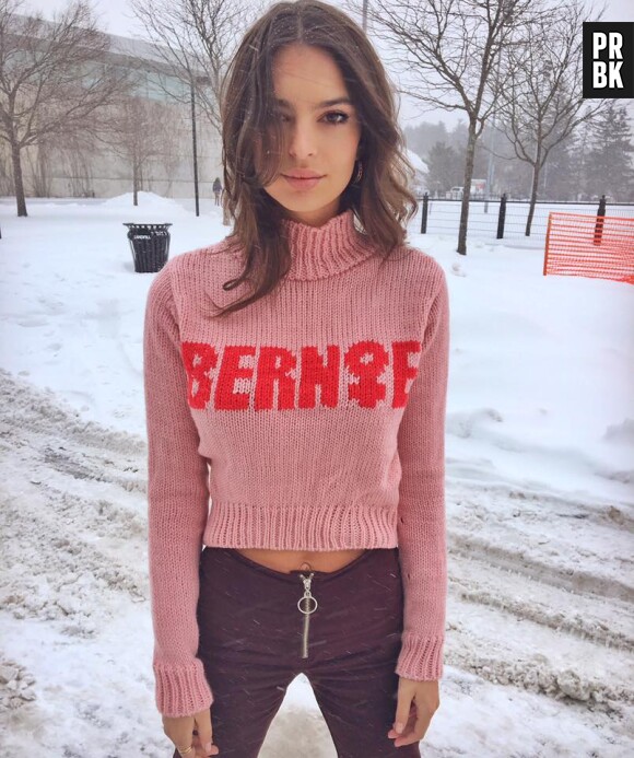 Emily Ratajkowski : soutien sexy de Bernie Sanders