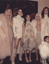Kim Kardashian, North West, Kylie Jenner, Kendall Jenner, Caitlyn Jenner, Khloe Kardashian, Kourtney Kardashian et Kris Jenner au défilé Yeezy Season 3 de Kanye West au Madison Square Garden de New-York, le 11 février 2016