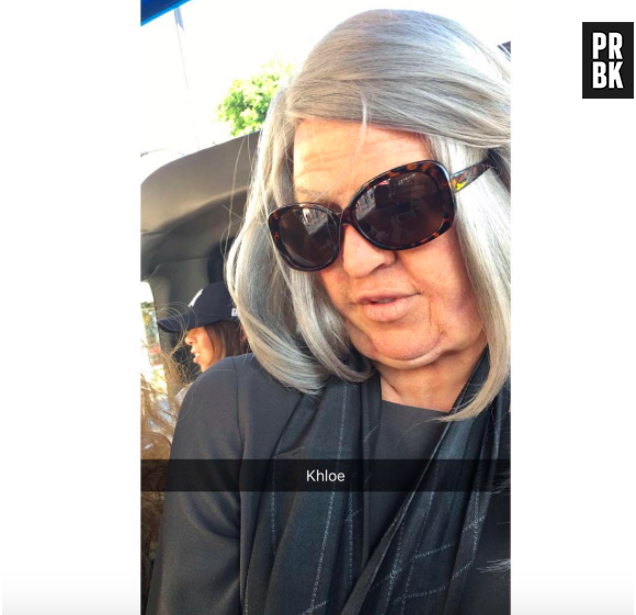 Khloe Kardashian déguisée et délirante, le 18 mars 2016 sur Snapchat