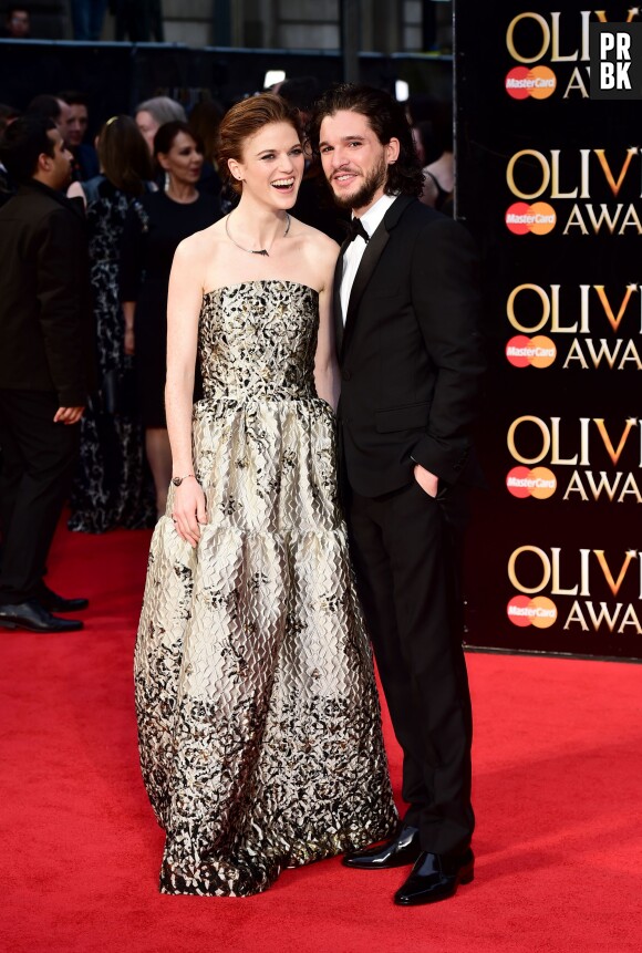 Kit Harington et Rose Leslie en amoureux aux Olivier Awards 2016 le 3 avril à Londres