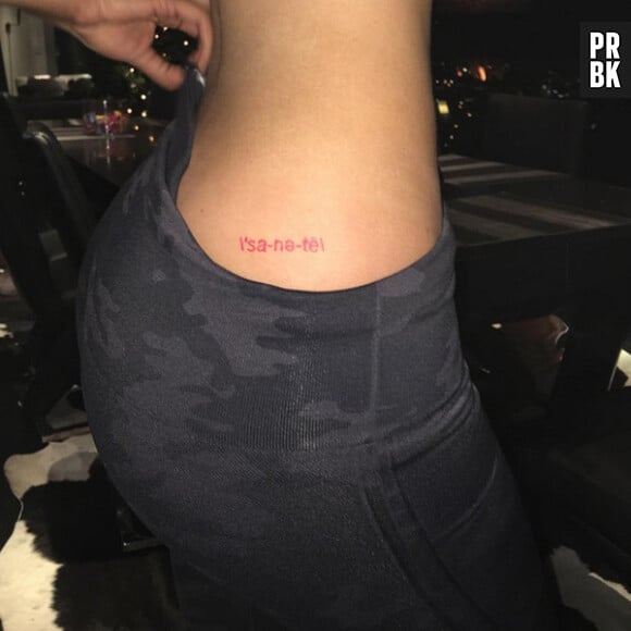 Kylie Jenner : son tatouage sur la hanche
