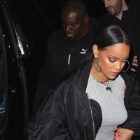 Rihanna veut que vous alliez à la fac et elle vous donne une bourse