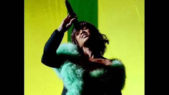 Billboard Music Awards 2016 : Rihanna brille avec un live déchirant de "Love On The Brain"