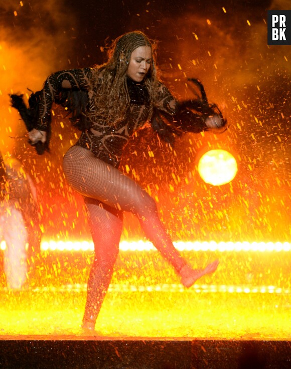 Beyoncé met le feu aux BET Awards le 26 juin 2016 à Los Angeles