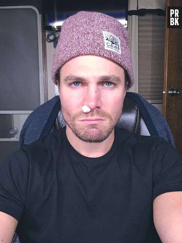 Arrow saison 5 : Stephen Amell blessé sur le tournage lors d'un combat
