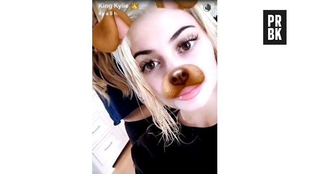 Kylie Jenner s&#039;est teinte en blond platine sur Snapchat.